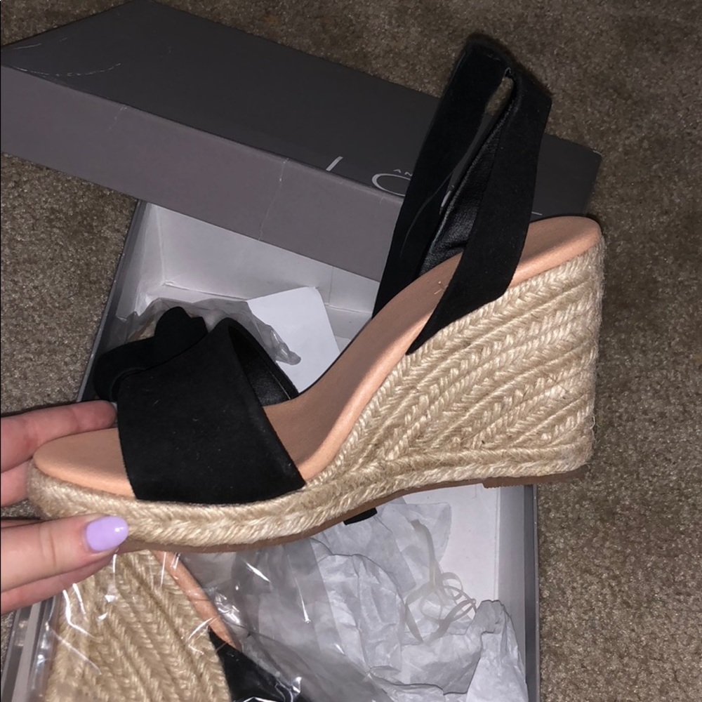 Black espadrilles!